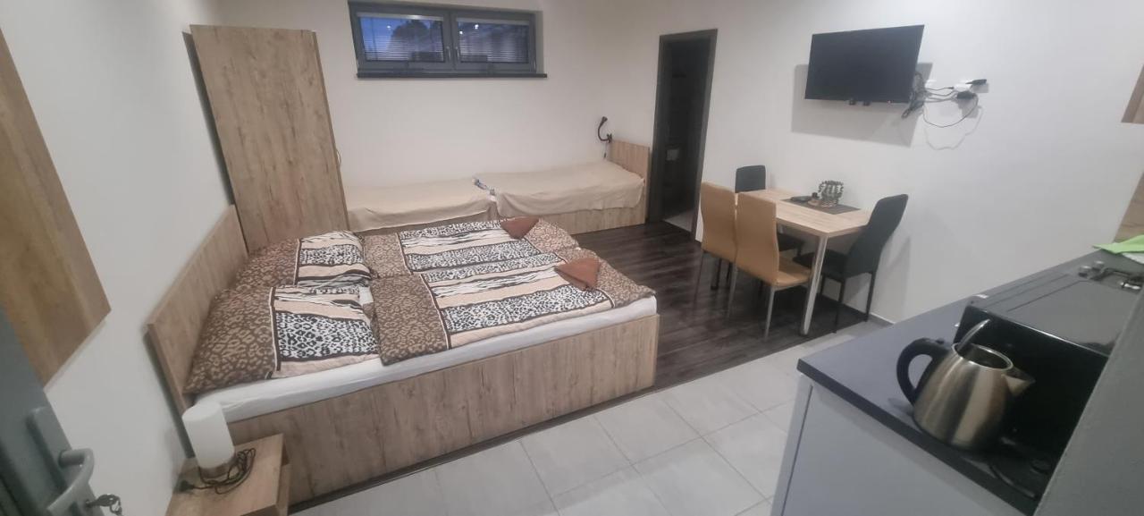 Alexej Apartmany เวลคีเมเดียร์ ภายนอก รูปภาพ